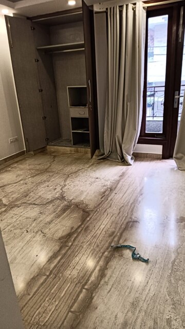 Balcony in 3 BHK Builder Floor at Greater Kailash I – for Rent