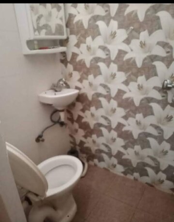Bathroom in 1 BHK Villa at Aliganj – for Rent