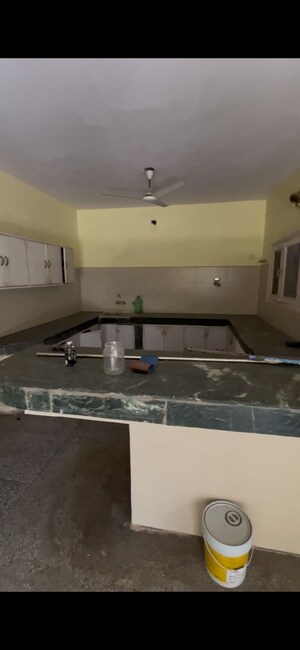Kitchen in 4 BHK Villa at Sector 21 – for Rent