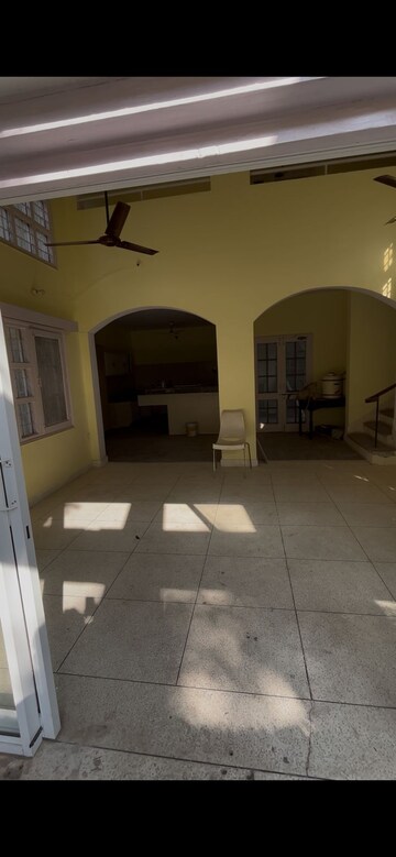 Living Room in 4 BHK Villa at Sector 21 – for Rent