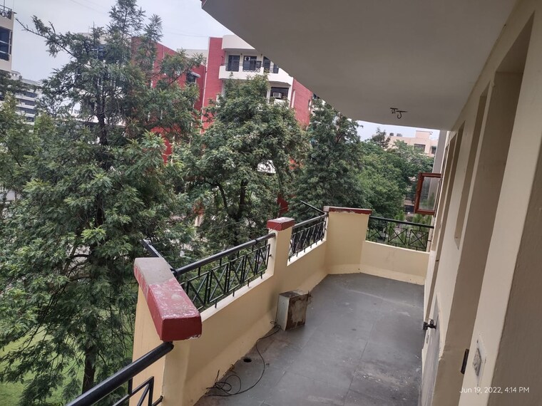Balcony, sector 20 3 Bedroom 1450 Sq.Ft. Apartment In Sector 20 Panchkula 9580105