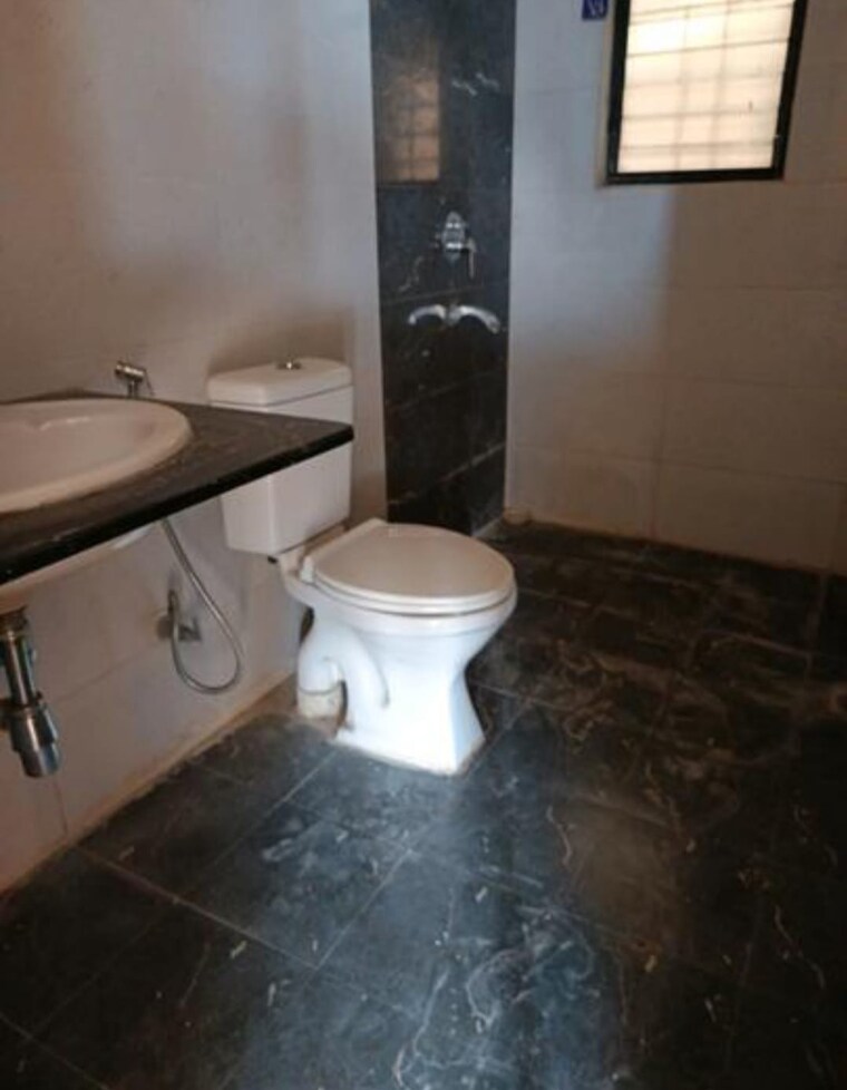 Bathroom, kolte-patil-margosa-heights 2 Bedroom 785 Sq.Ft. Apartment In Mohammadwadi Pune 9580107