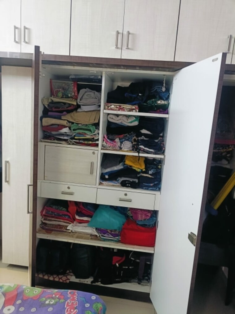 Other, ghatlodia 2 Bedroom 1050 Sq.Ft. Apartment In Ghatlodia Ahmedabad 9580210