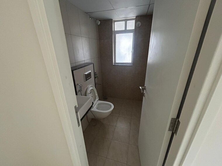 Attached Bathroom, godrej-green-vistas 2 Bedroom 641 Sq.Ft. Apartment In Mahalunge Pune 9580200