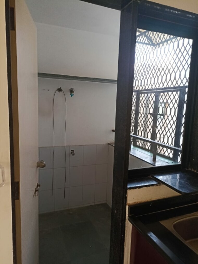 Bathroom, swastik-divine 2 Bedroom 1200 Sq.Ft. Apartment In Science City Ahmedabad 9580320