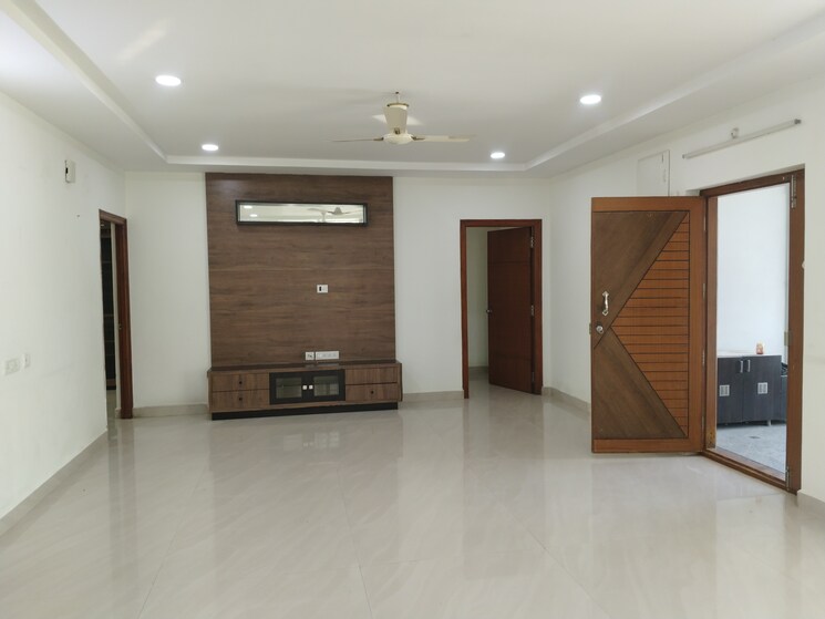 Room, kavuri-hills 3.5 Bedroom 2100 Sq.Ft. Apartment In Madhapur Hyderabad 9580367