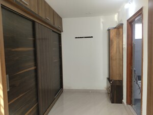 Room in 3.5 BHK Apartment at Kavuri Hills, Madhapur – for Rent