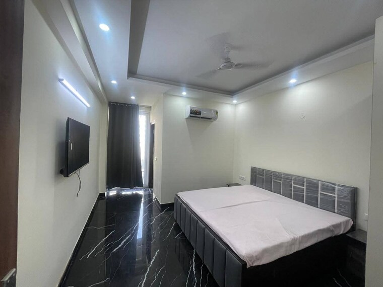 Bedroom, freedom fighters enclave 2 Bedroom 950 Sq.Ft. Apartment In Freedom Fighters Enclave Delhi 9580395