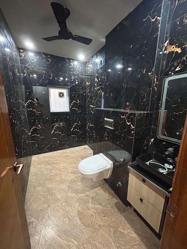 Master Bedroom, fidato-honour-homes 3 Bedroom 1400 Sq.Ft. Builder Floor In Sector 89 Faridabad 9580402