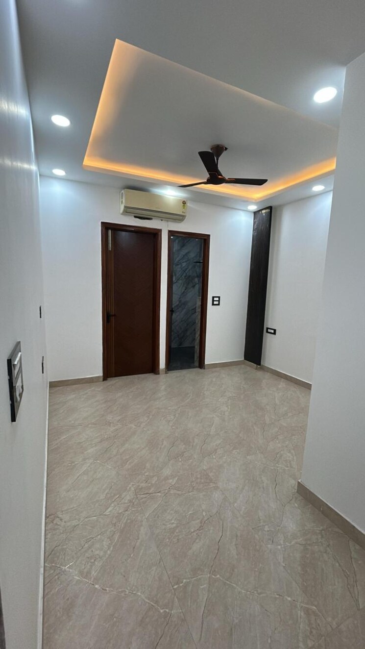 Bedroom, fidato-honour-homes 3 Bedroom 1400 Sq.Ft. Builder Floor In Sector 89 Faridabad 9580402