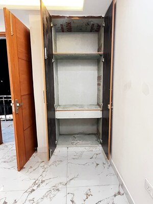 Bathroom in 1 BHK Builder Floor at Saket – for Rent