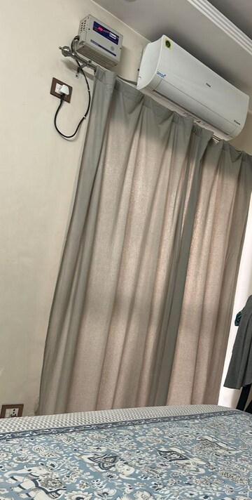 Building Lobby in 3 BHK Builder Floor at BPTP District Phase 2, Sector 84 – for Rent