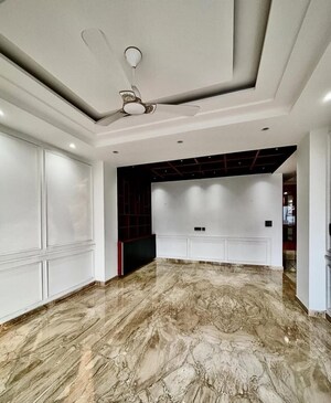 Room in 4 BHK Builder Floor at BP Homes, Sector 85 – for Sale