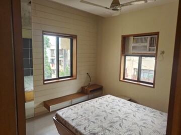 2 BHK Apartment For Rent in Datta Tower, Parel