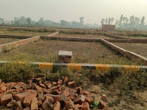  Plot For Sale in Safedabad