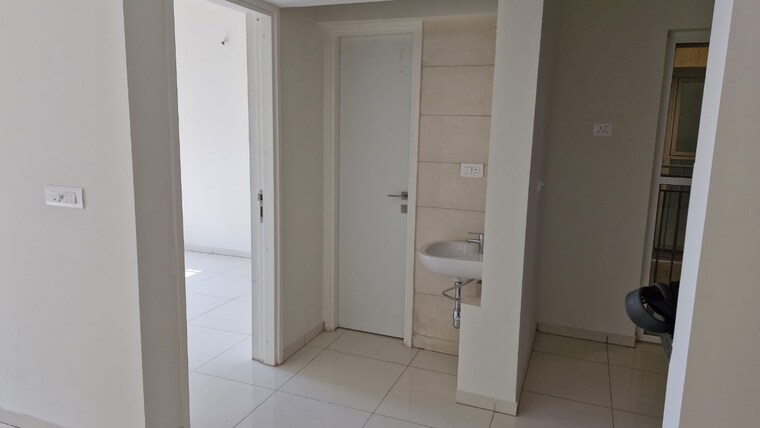 Bathroom, kharadi 3 Bedroom 1125 Sq.Ft. Apartment In Kharadi Pune 9580428