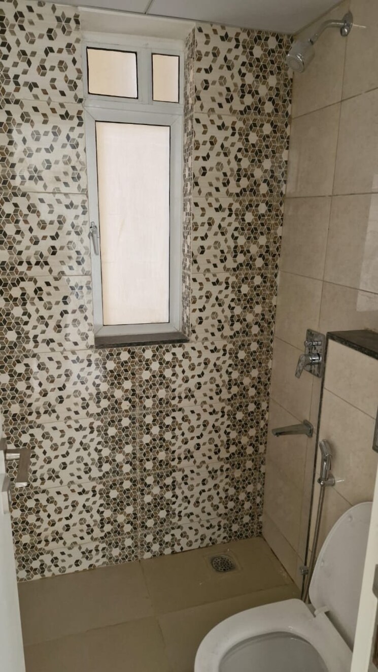 Bathroom, kharadi 3 Bedroom 1125 Sq.Ft. Apartment In Kharadi Pune 9580428
