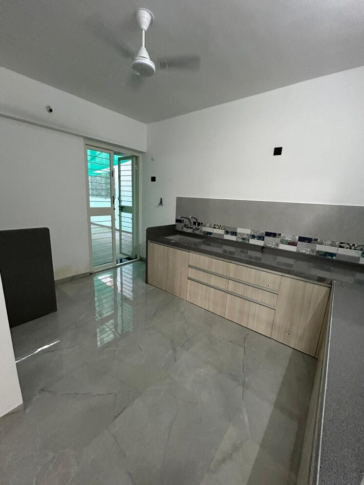 Kitchen, kohinoor-zen-estate 2 Bedroom 760 Sq.Ft. Apartment In Kharadi Pune 9580454