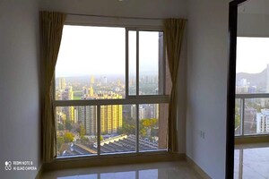 Room in 2 BHK Apartment at Runwal Forests, Kanjurmarg West – for Rent