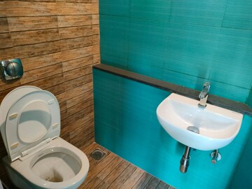 Bathroom in 1 BHK Apartment at Lodha Crown Quality Homes, Majiwada – for Rent