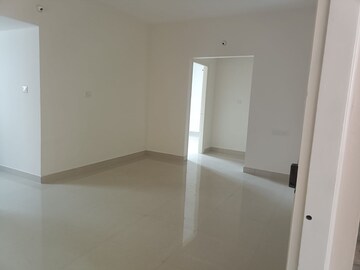 Room in 2 BHK Apartment at Bagmane Tech Park, Cv Raman Nagar – for Rent