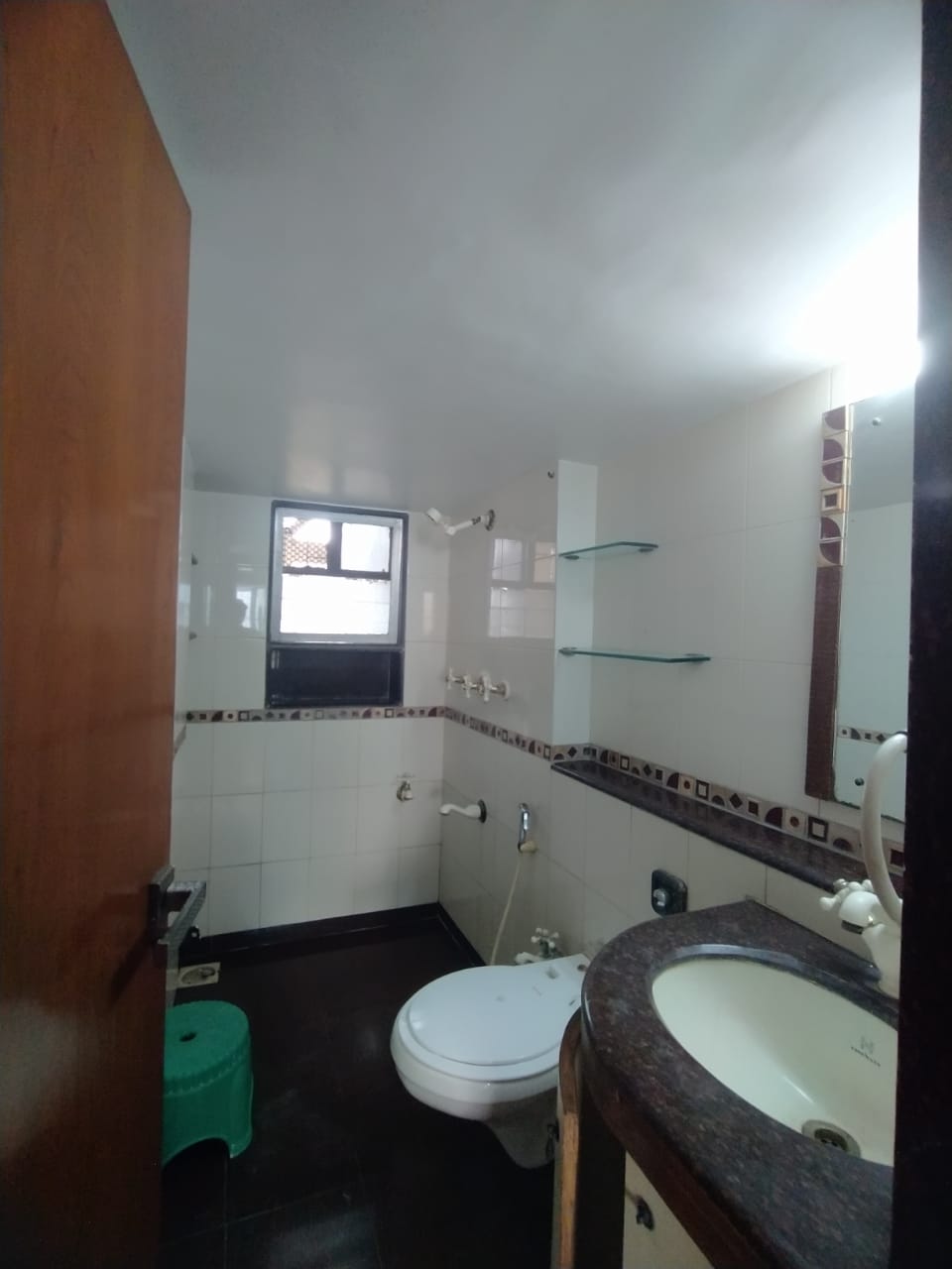 2 BHK Apartment For Rent in Bruck Hill Tower