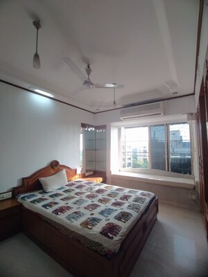 Bedroom in 2 BHK Apartment at Bruck Hill Tower, Andheri West – for Rent