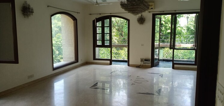 Room, panchsheel park 4 Bedroom 7000 Sq.Ft. Builder Floor In Panchsheel Park Delhi 9580546