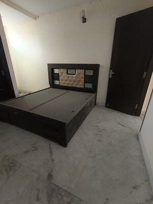 Room in 2 BHK Builder Floor at Malviya Nagar – for Rent