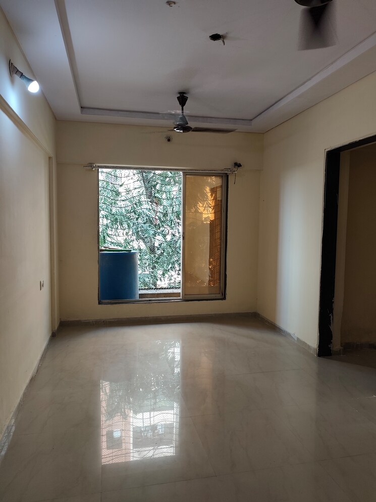 Room, tulsi-tower-nalasopara 1 Bedroom 575 Sq.Ft. Apartment In Nalasopara East Palghar 9580600