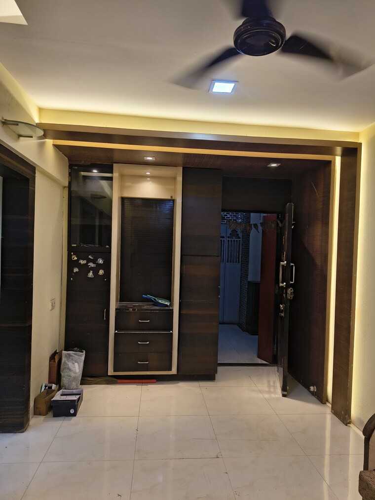 undefined, kurla east 2 Bedroom 600 Sq.Ft. Apartment In Kurla East Mumbai 9580623