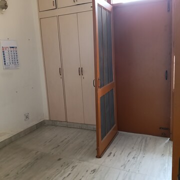 2 BHK Builder Floor For Rent in RWA Apartments Sector 50, Sector 50