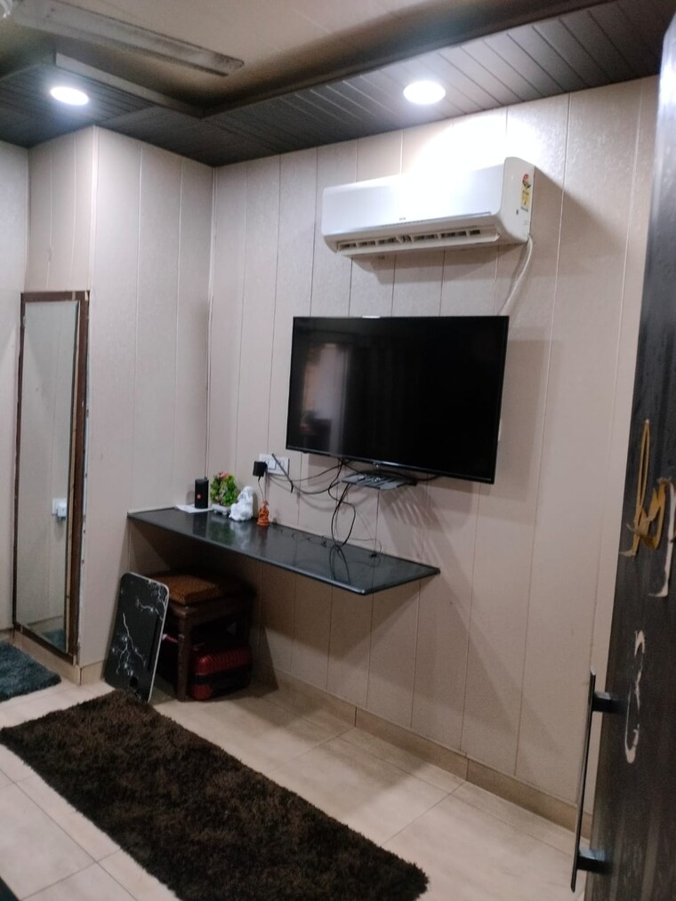 Room, sector 38 1 Bedroom 790 Sq.Ft. Independent House In Sector 38 Chandigarh 9580669