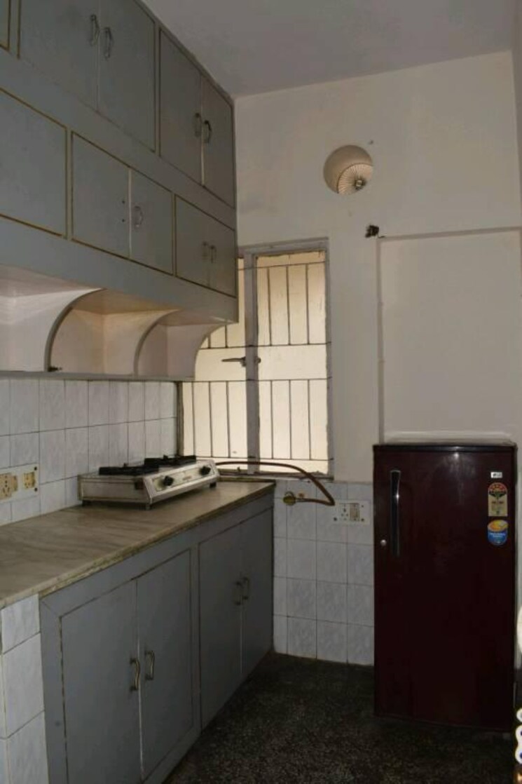 Kitchen, rwa-flats-pocket-40 2 Bedroom 120 Sq.Yd. Builder Floor In Kalkaji Delhi 9580667