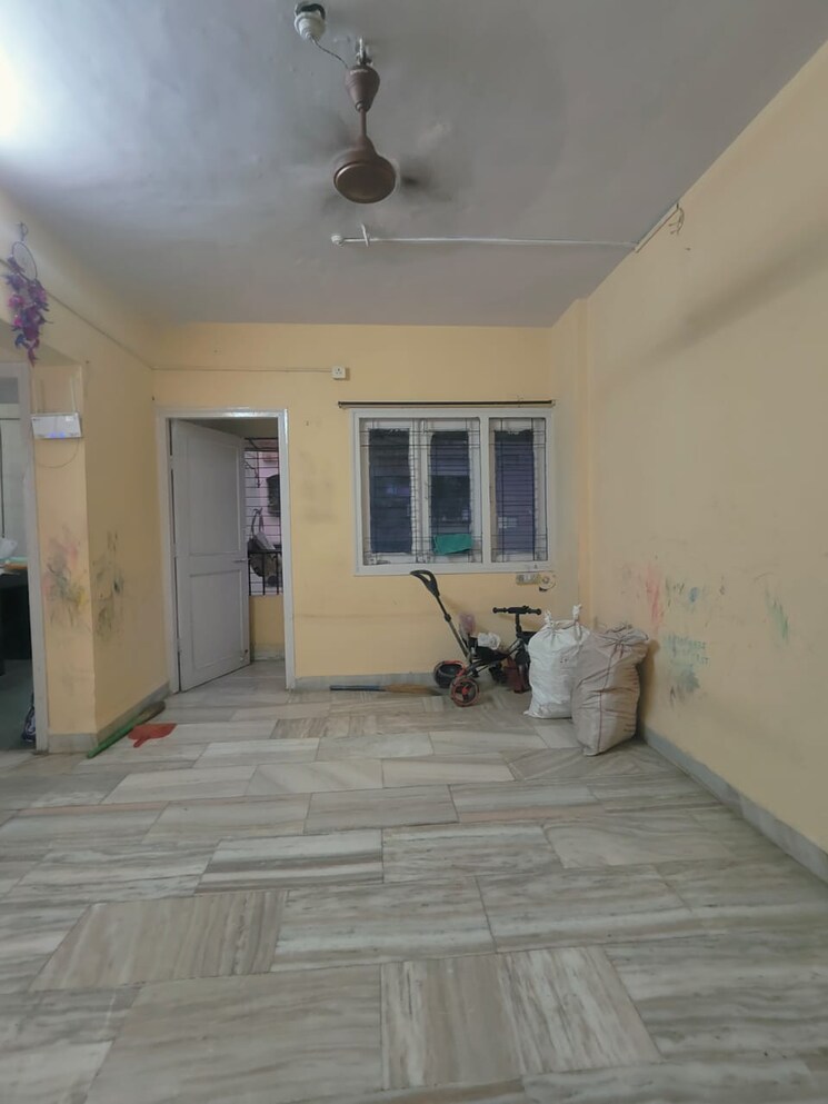 Room, tulsidham-complex 1 Bedroom 600 Sq.Ft. Apartment In Kapur Bawdi Thane 9580678