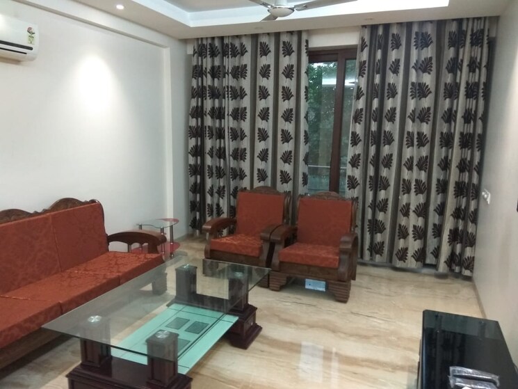 Living Room, jangpura 3 Bedroom 1800 Sq.Ft. Builder Floor In Jangpura Delhi 9580698