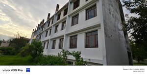 Room in  Pg at Old Chungi – for Rent