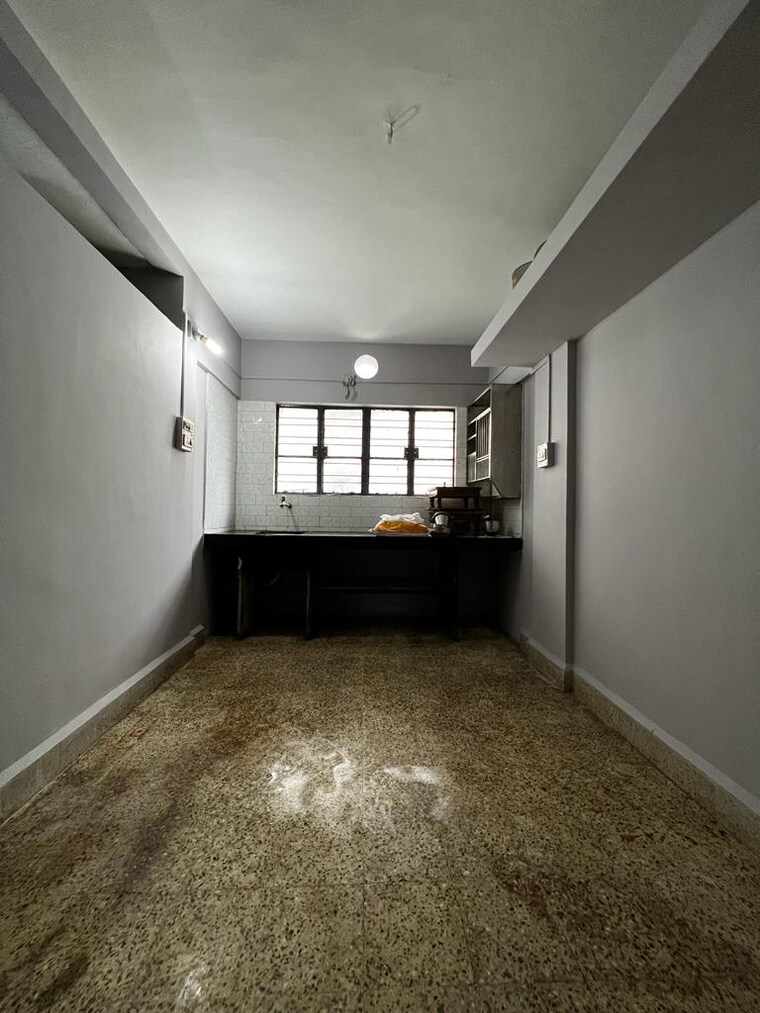 Room, kothrud 1 Bedroom 520 Sq.Ft. Apartment In Kothrud Pune 9580713