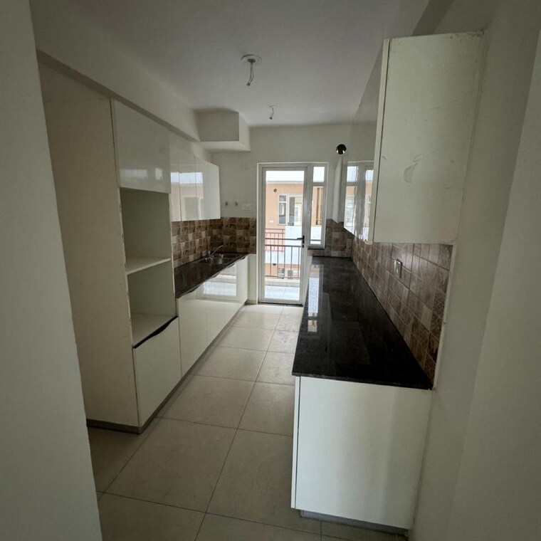 Kitchen, sushma-valencia 3 Bedroom 2250 Sq.Ft. Apartment In Nagla Road Zirakpur 9580754