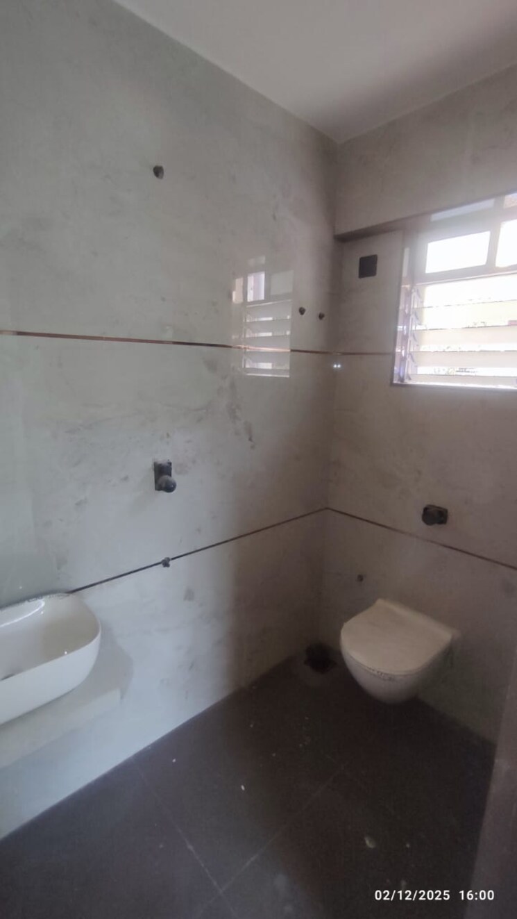 Bathroom, chembur 1 Bedroom 600 Sq.Ft. Apartment In Chembur Mumbai 9580758