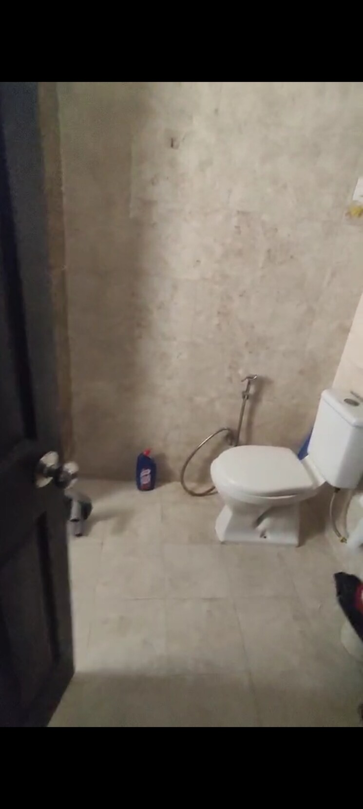 Bathroom, rishabh-cloud-9 3 Bedroom 1476 Sq.Ft. Apartment In Sector 1 Vaishali Ghaziabad 9580791