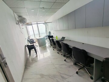  Office Space For Rent in Gaur City Center, Sector 4 Greater Noida