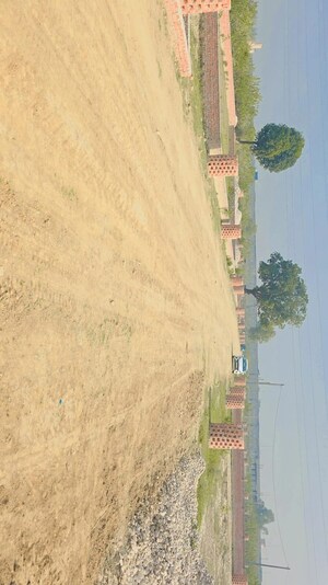  Plot – Exterior View View at Sultanpur Road - for Sale