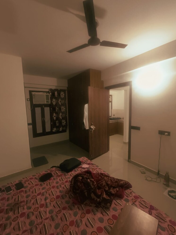 Bedroom, ansal-plaza-sector-23 1 Bedroom 600 Sq.Ft. Apartment In Sector 23 Gurgaon 9580809