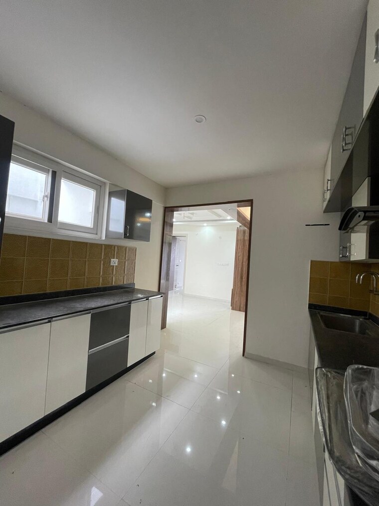 Kitchen, ds-max-skycity 3 Bedroom 2019 Sq.Ft. Apartment In Thanisandra Bangalore 9580797