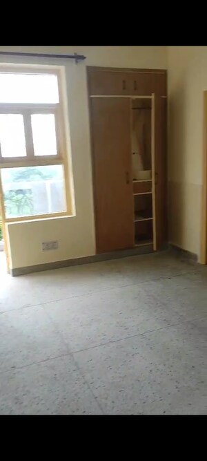 Room in 2 BHK Apartment at Vxl Eastern Gates, Vasundhara Sector 4 – for Sale