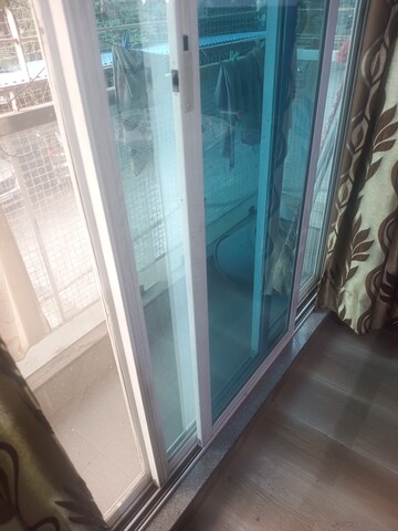 Furnished Amenities in 1 BHK Apartment at Dimple Pinnacolo, Mira Road – for Rent