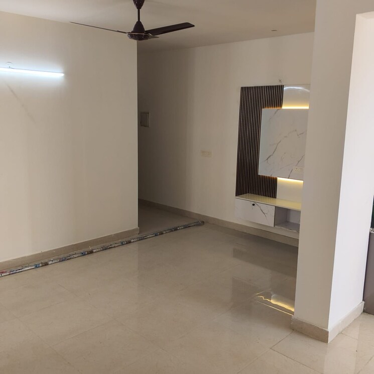 Room, signature-the-millennia-3 2 Bedroom 1000 Sq.Ft. Apartment In Sector 37d Gurgaon 9580854
