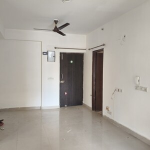 Room in 2 BHK Apartment at Gaur City-2, Gaur City 2 – for Rent