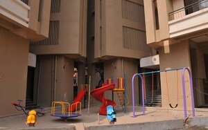 3 BHK Apartment – Exterior View View at Riddhi Tower, Malad East - for Rent